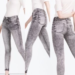 Zara Acid Wash Zipper Skinny Jeans Bleached Frayed